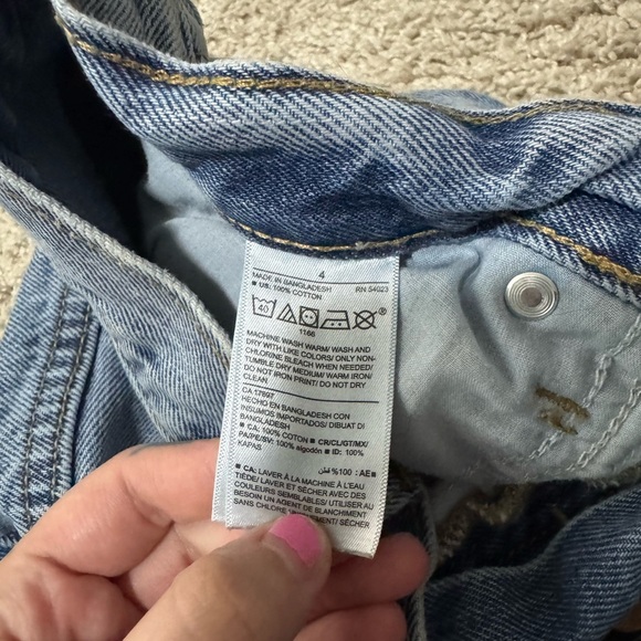 Old Navy High Rise Distressed Blue Jeans - Size 4 - Picture 8 of 8